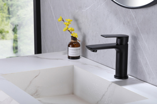 Смеситель для раковины ABBER Weiss Insel AF8010B черный матовый